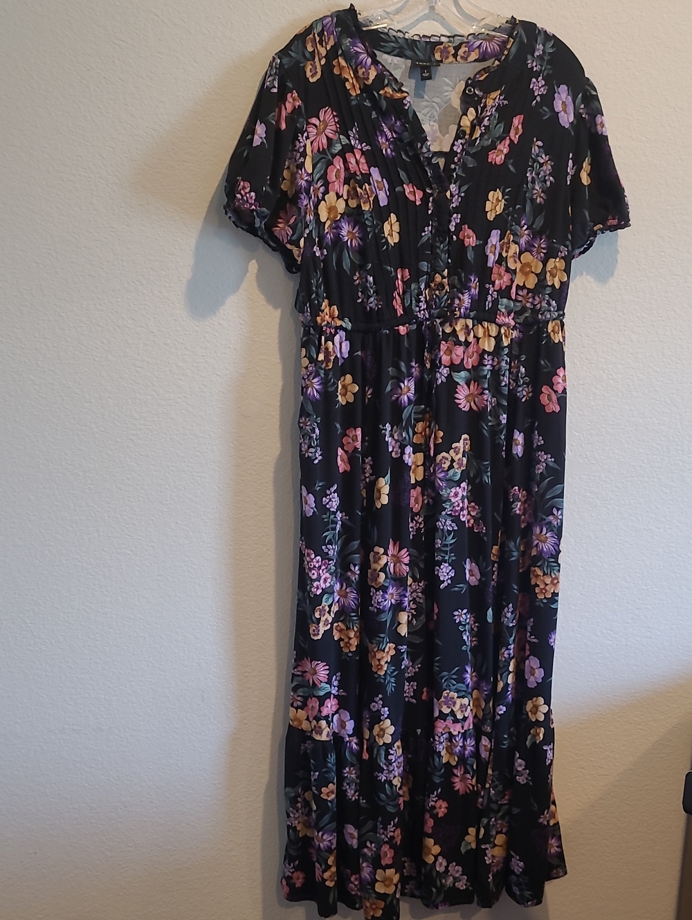 Torrid Black Floral Tie Maxi Dress Size 1 (1X) - Picture 3 of 14
